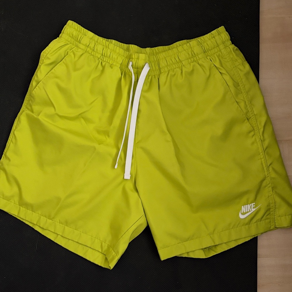 Nike Men's volt shorts